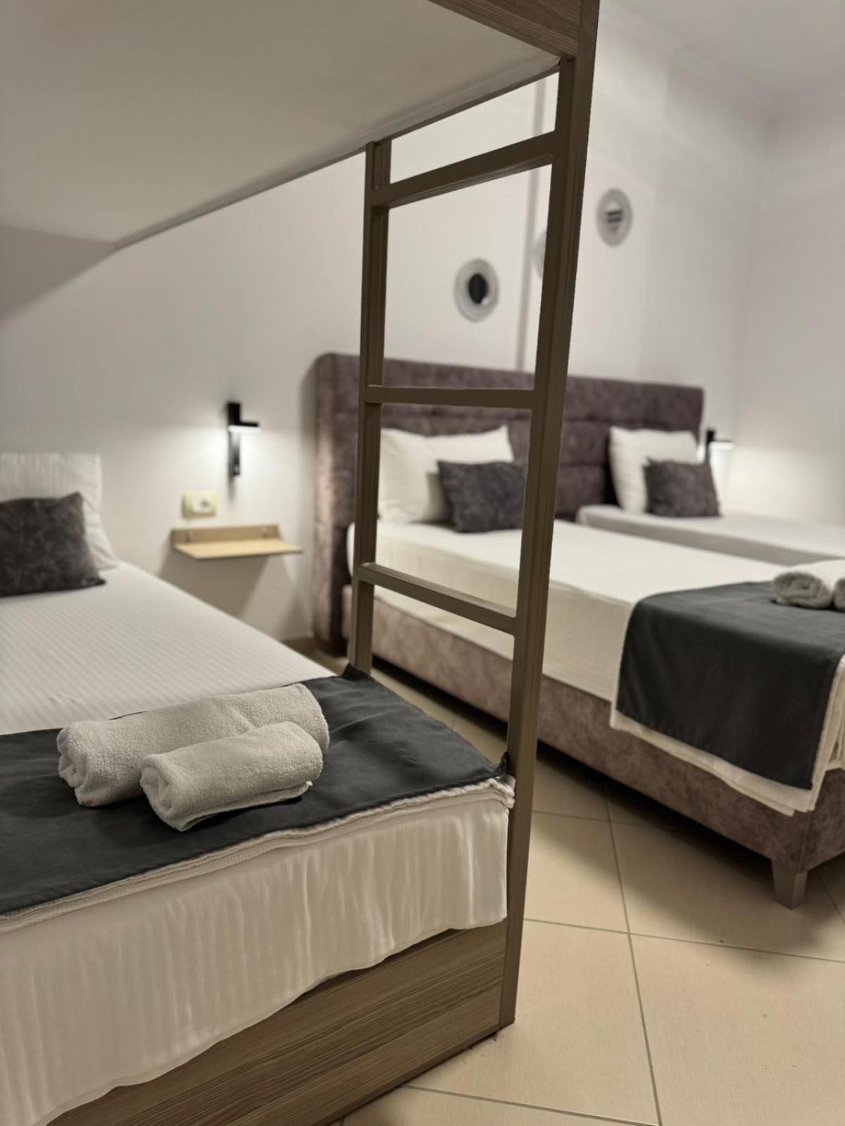 Hotel Abedini Sarande Exterior photo