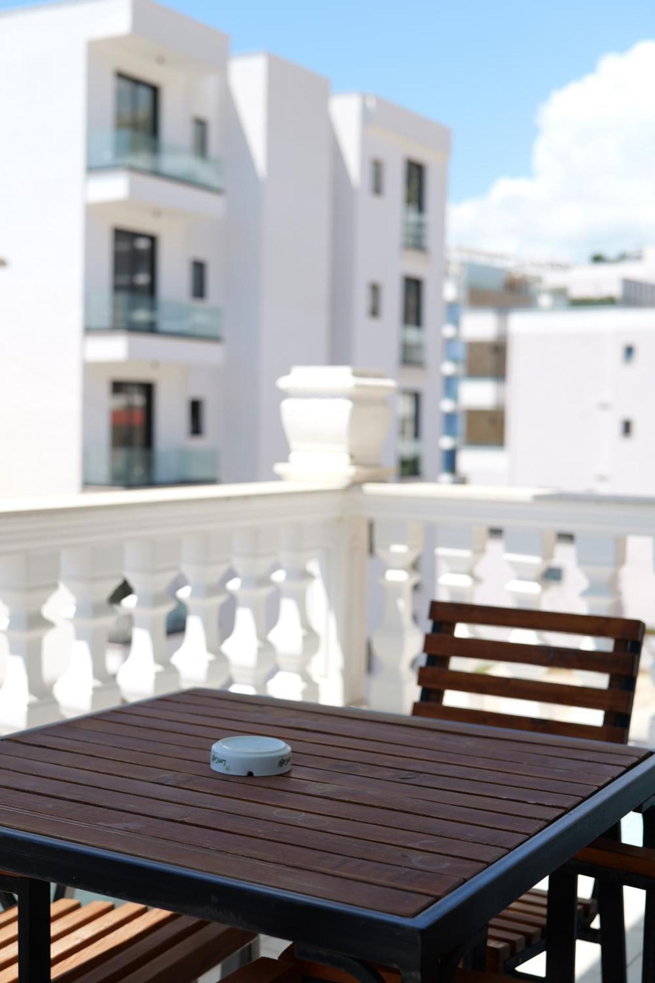 Hotel Abedini Sarande Exterior photo