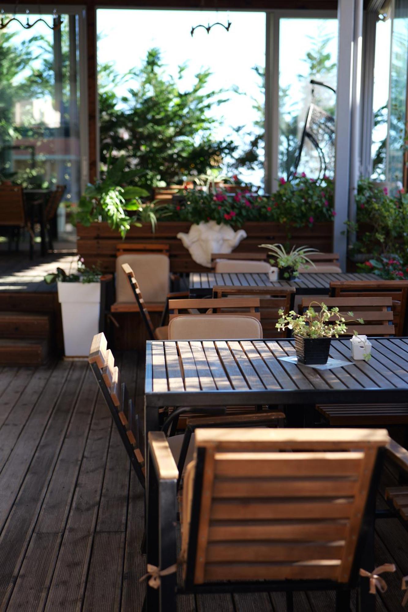 Hotel Abedini Sarande Exterior photo